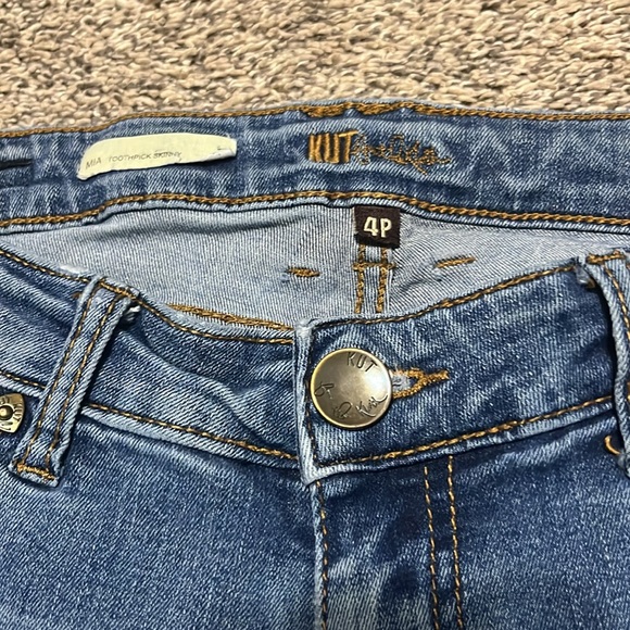 KUT Jeans | MIA Toothpick Skinny. Women’s size 4P - Picture 5 of 7